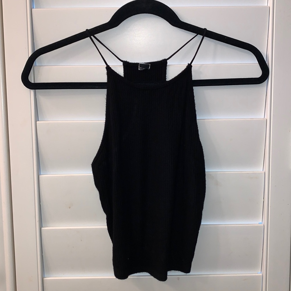 Cute jet black crop top!!